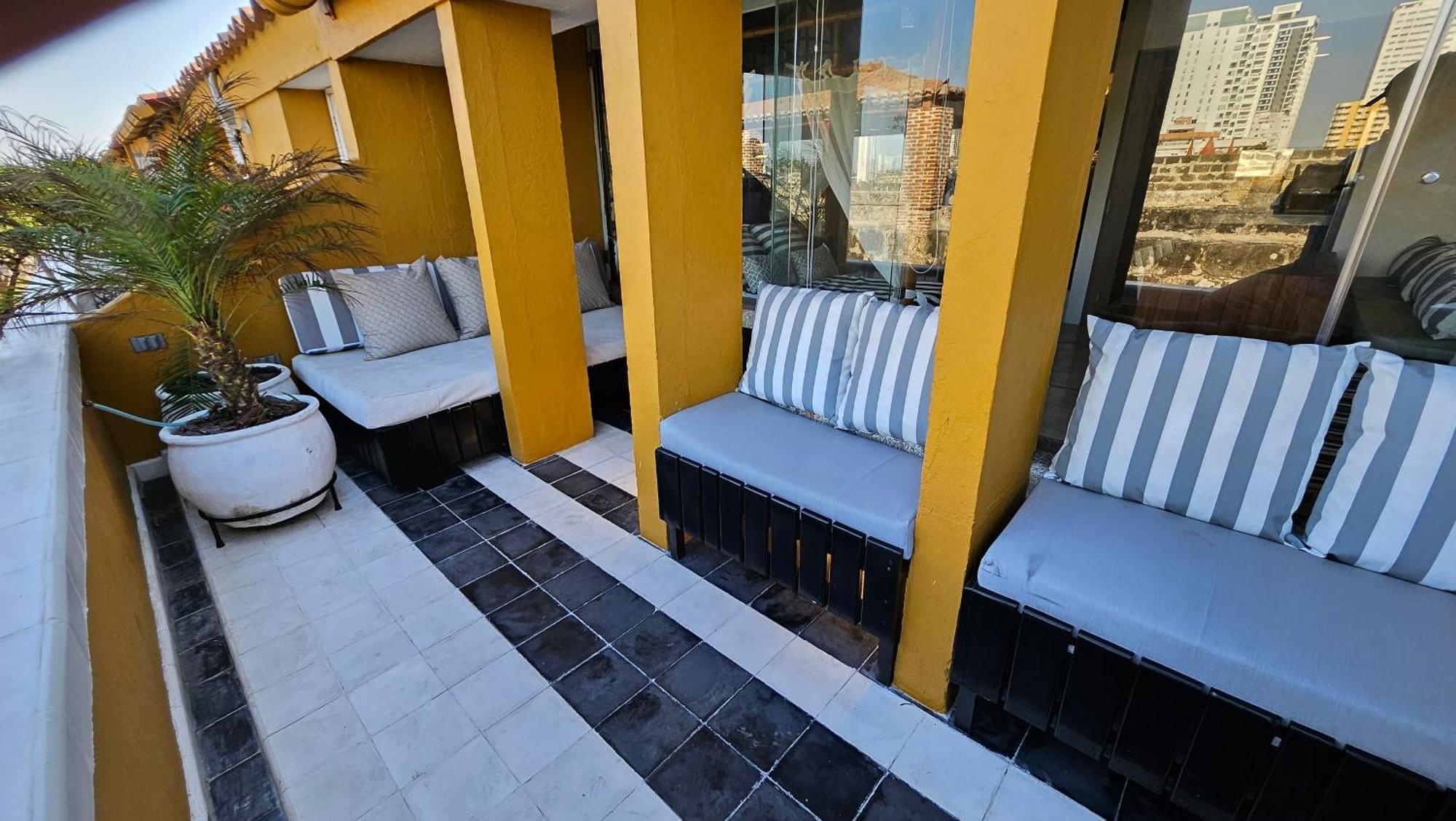 Apartamento Duplex Vista Al Mar Y Murallas Nuevo En La Ciudad Amurallada Apartment Cartagena Exterior photo